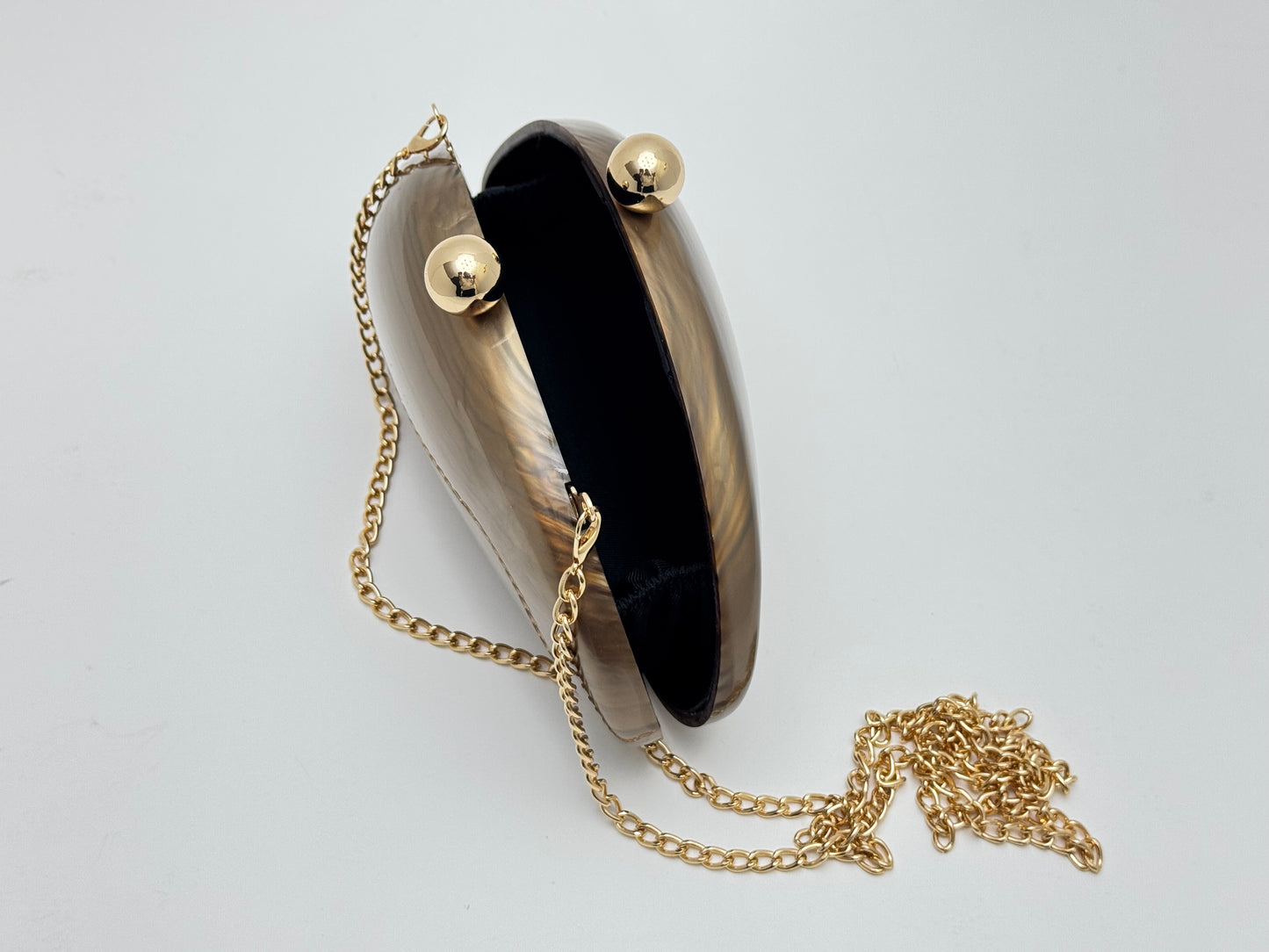 ACRYLIC SHELL SHAPED BAG